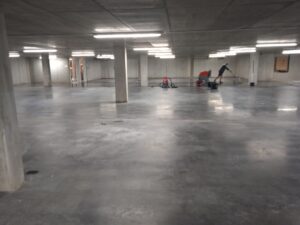 Chemifor_Reinigen_Betonvloer