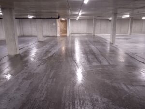 Parkeergarage_schoonmaken