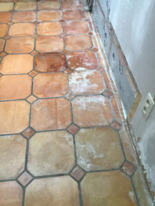 Chemifor_Uitbloeiing_Tegel