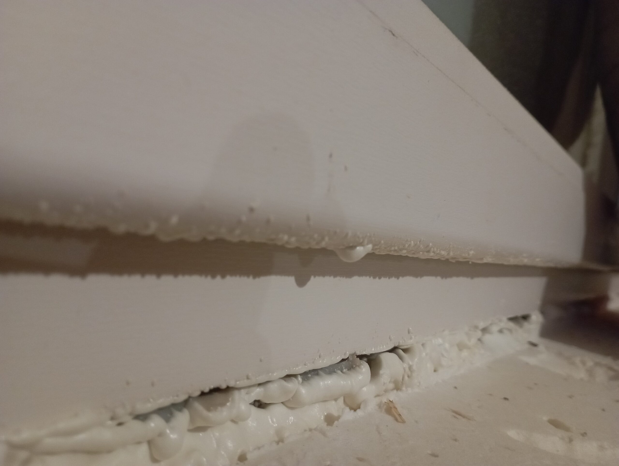 VRAAG van een klant: Pu op kunststof raamkozijn