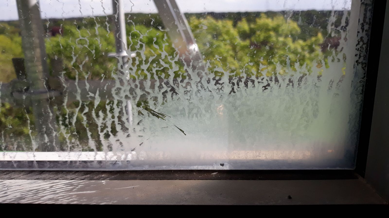 VRAAG van een klant: Kalk op glas