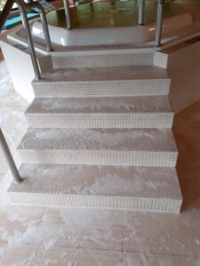 Chemifor_Transparante_AntiSlip_Zwembad_Hotel