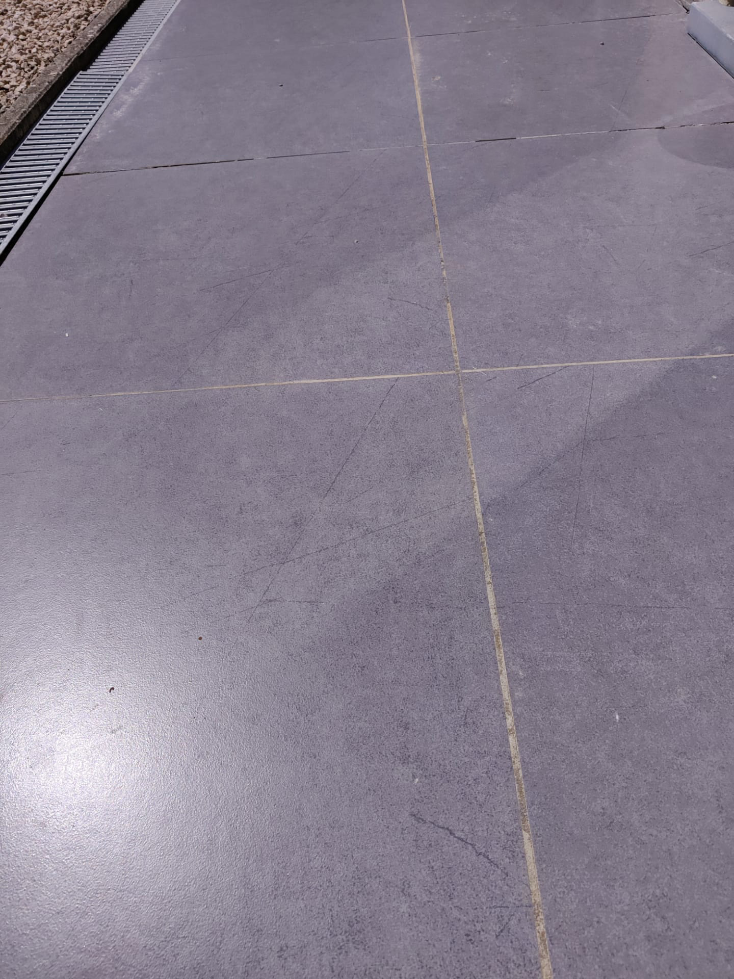 VRAAG van een klant: Anti Slip voor gladde terrastegels