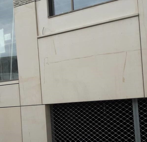 VRAAG van een klant: Lijm op beton